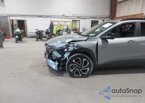 2025 Chevrolet Trax Fwd Activ z USA, uszkodzony, nr VIN KL77LKEP2SC140833